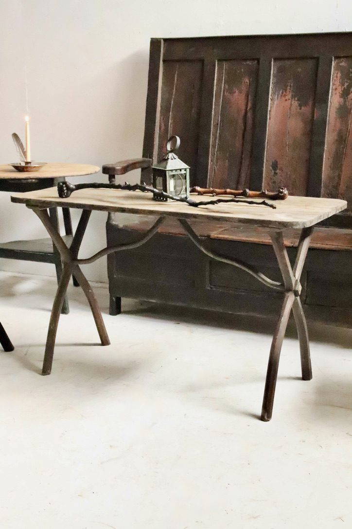 Late 18Th Century West Country Tavern Table.