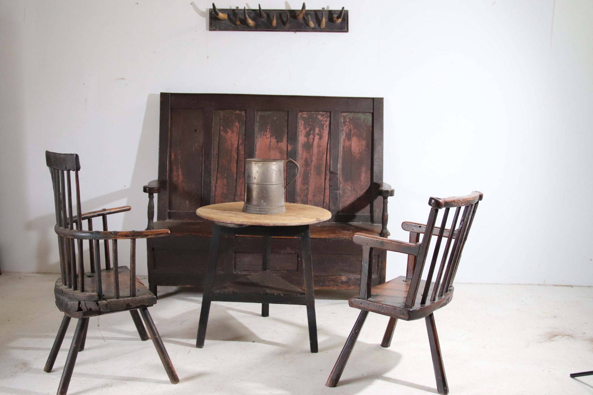 18Th Century Welsh Settle. - Image 2
