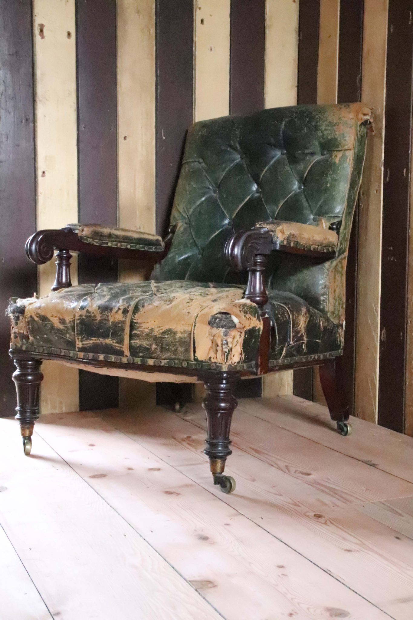 19Th Century Gentlemans Library Chair. - Image 5