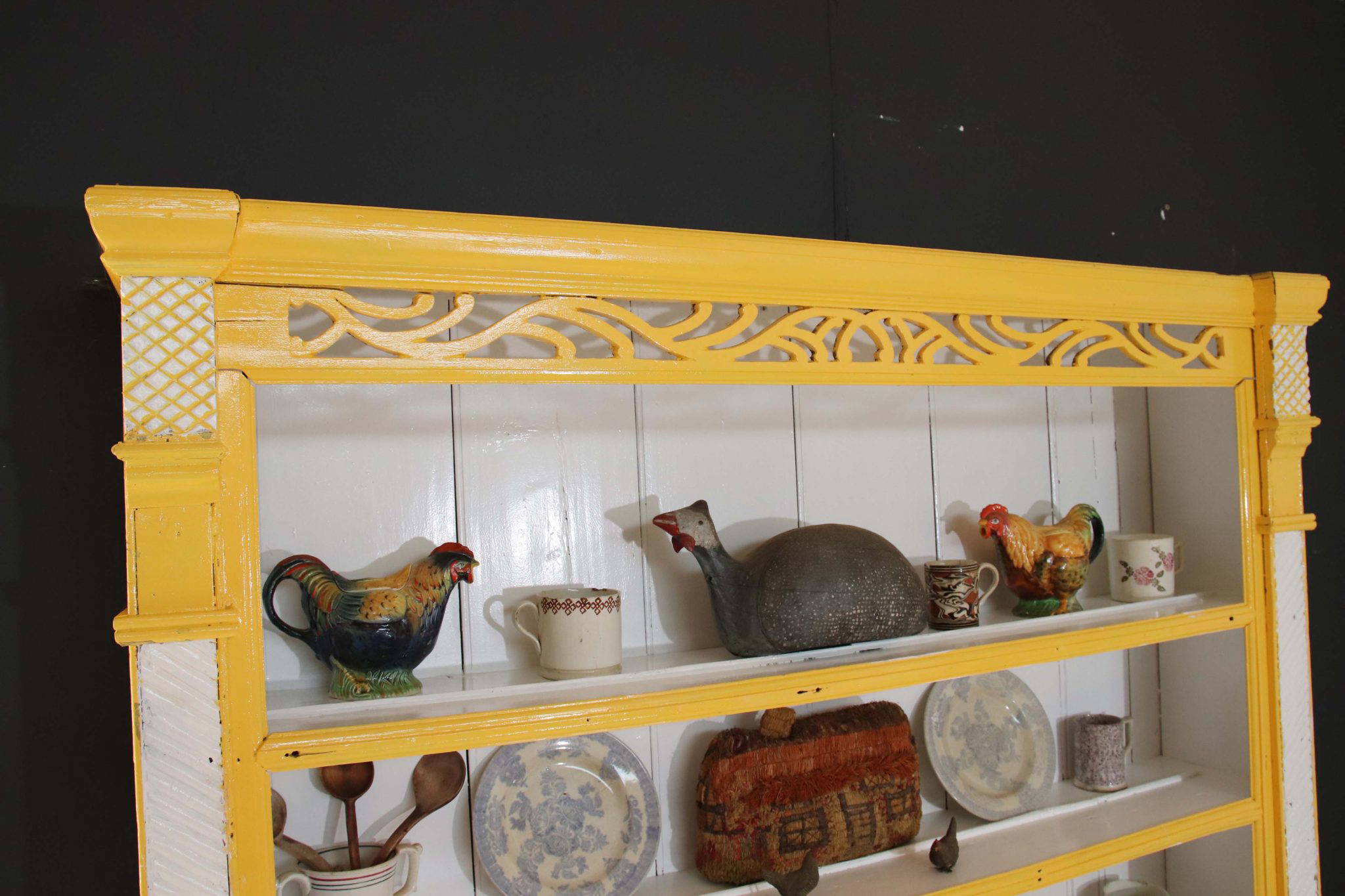 Early 19Th Century Irish Dresser. - Image 7