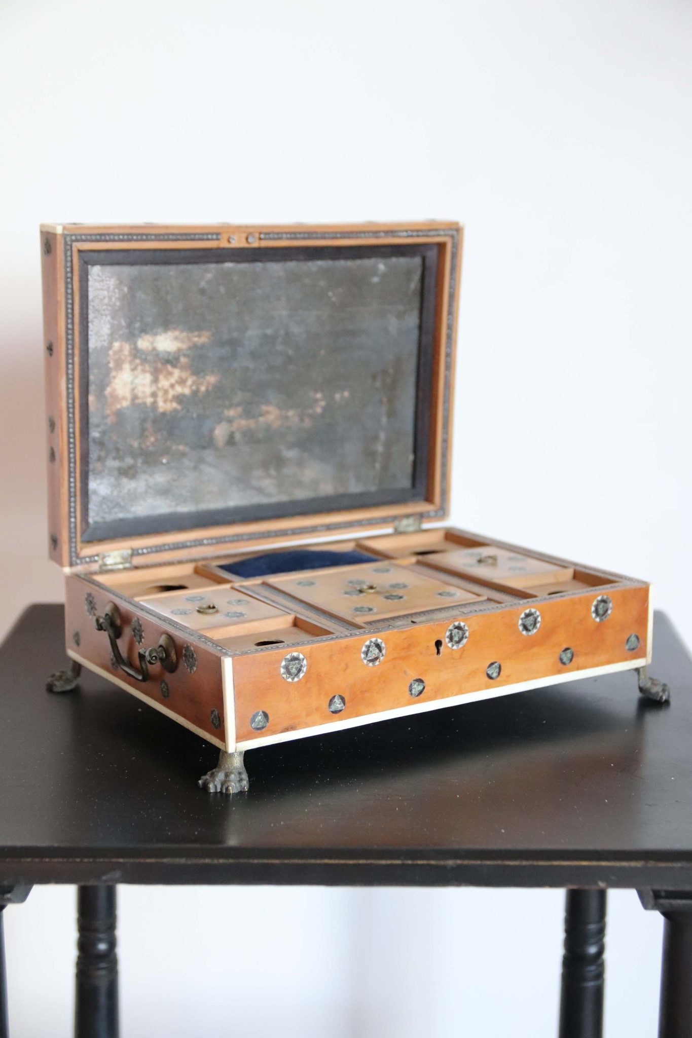 19Th Century Anglo Indian Sewing Box. - Image 3