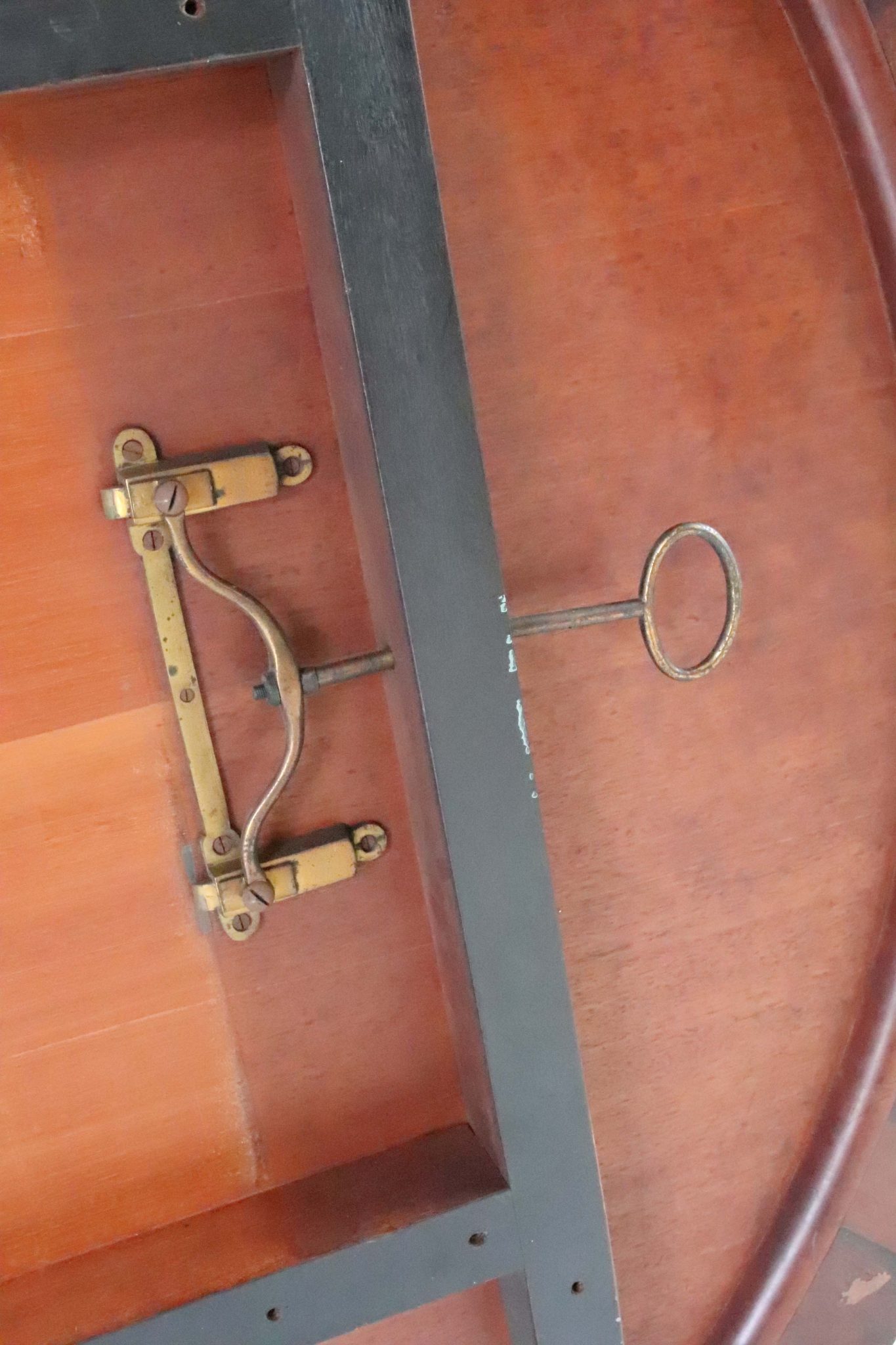 19Th Century Irish Centre Table. - Image 16