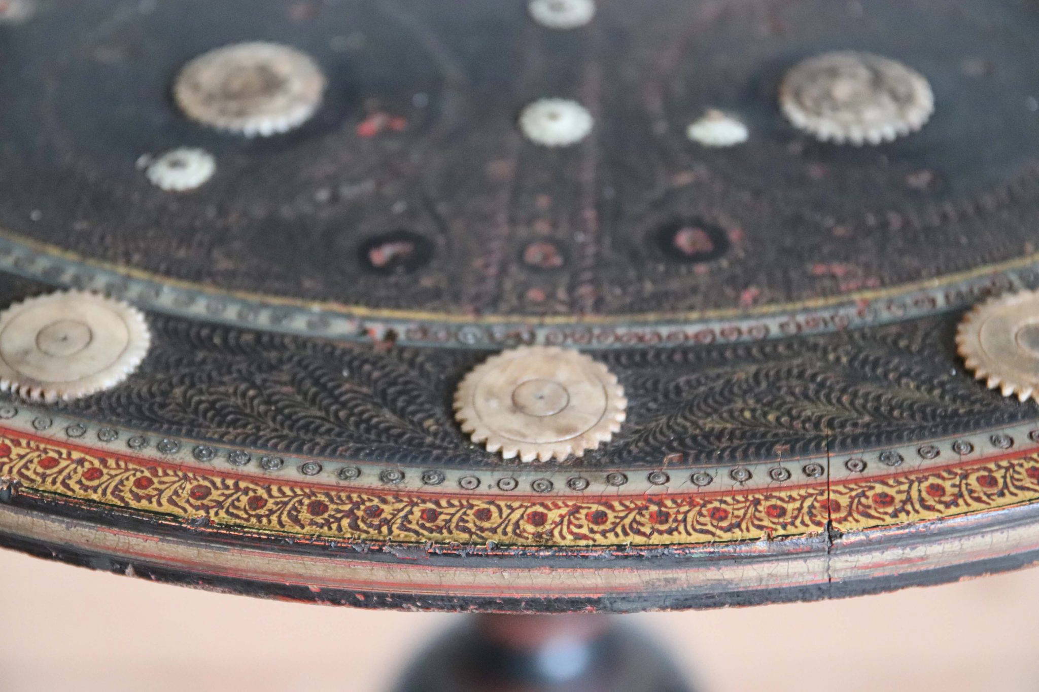 19Th Century Anglo-Indian Lacquer Dressing Mirror. - Image 5