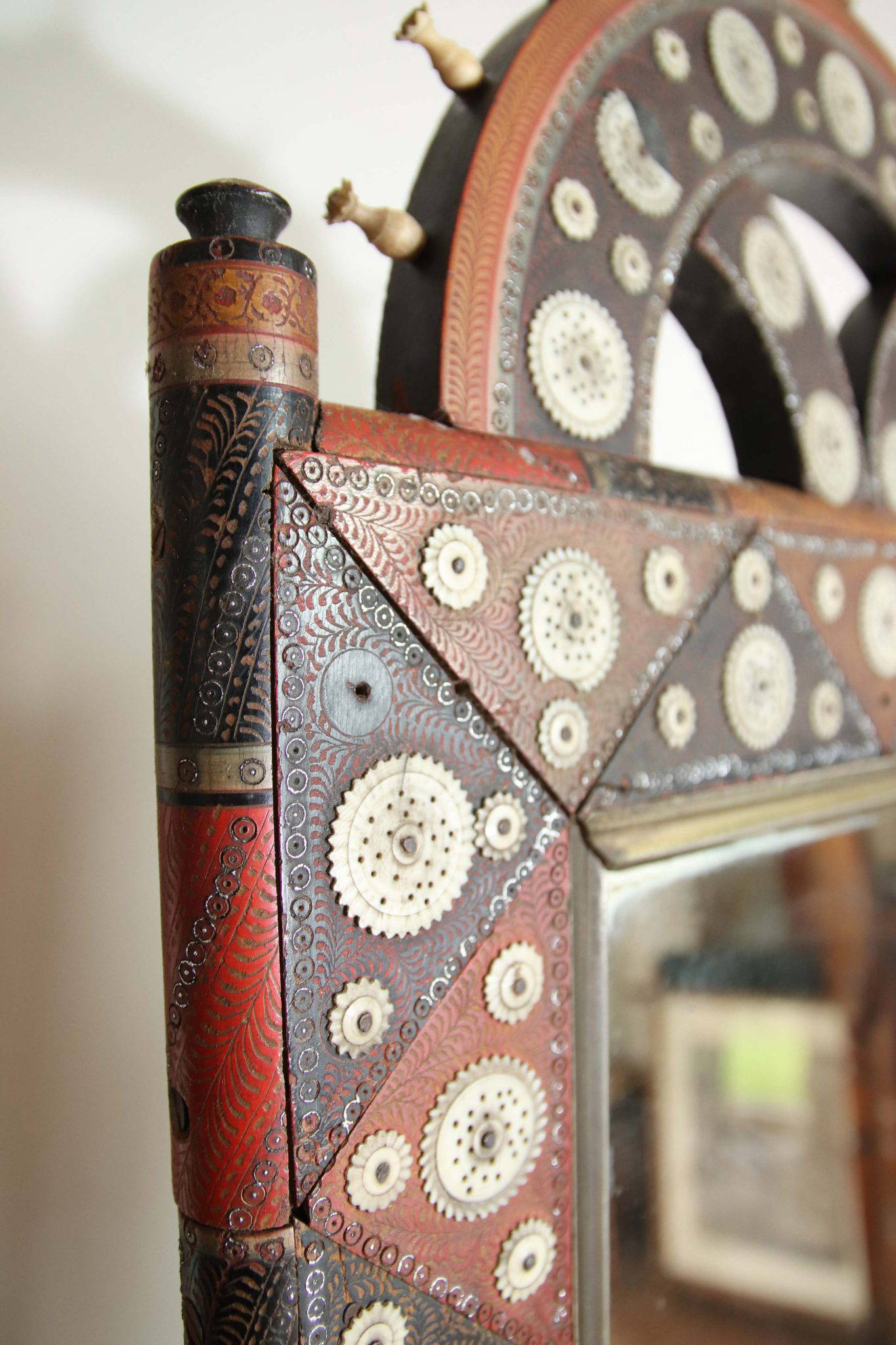 19Th Century Anglo-Indian Lacquer Dressing Mirror. - Image 8