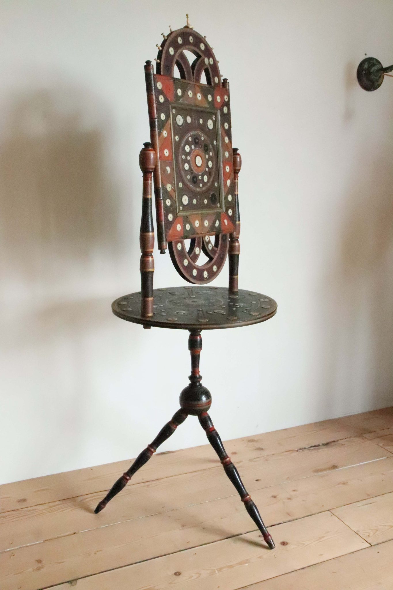 19Th Century Anglo-Indian Lacquer Dressing Mirror. - Image 16